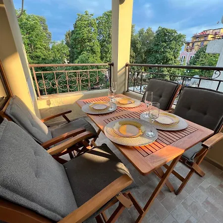 Διαμέρισμα Art - *