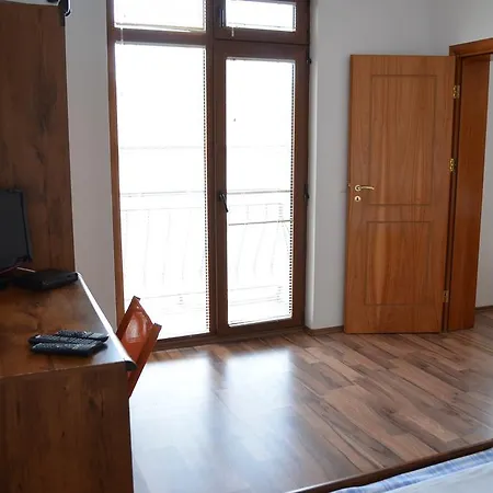 Art - Πομόριε